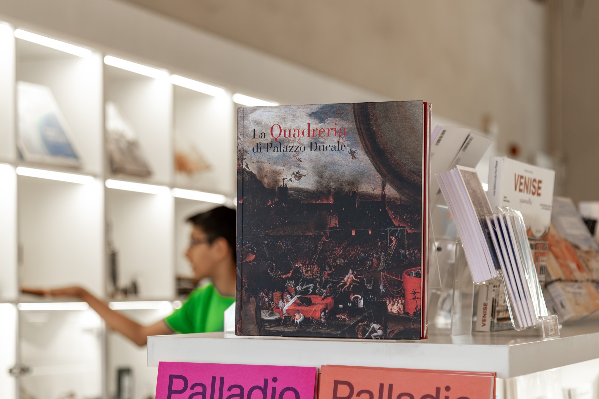 Catalogo quadreria di palazzo ducale nel bookshop